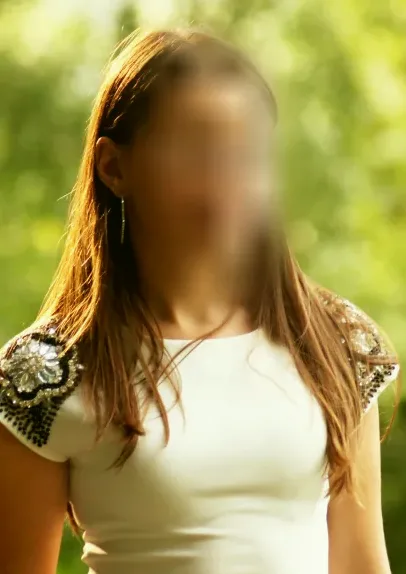 Ayse, 35