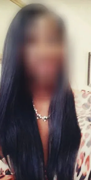 Cara, 39