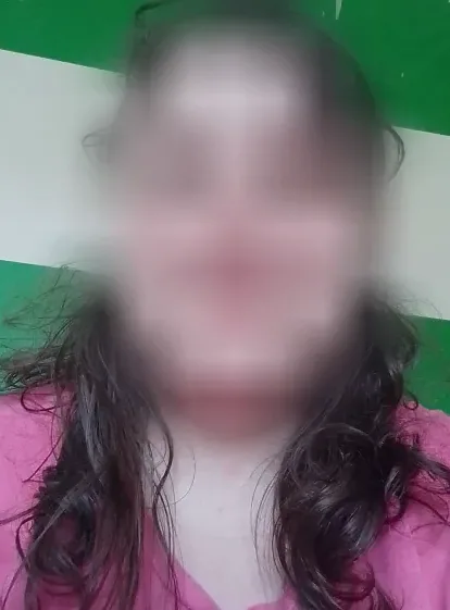 Charlotte, 37