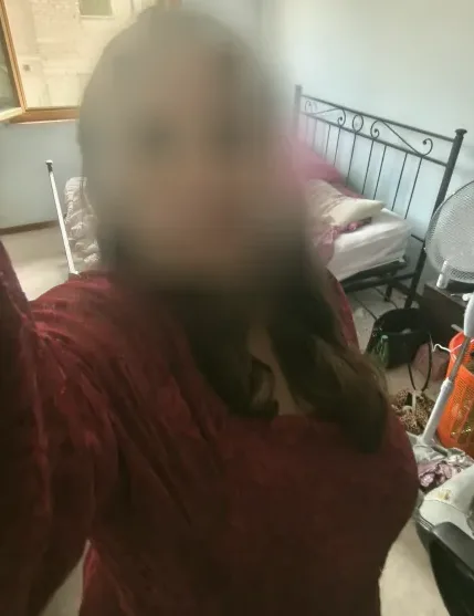 Klara, 32