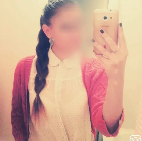 Laura, 37