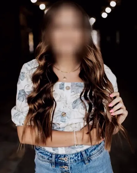 Marina, 20