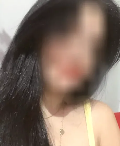 Melanie, 36