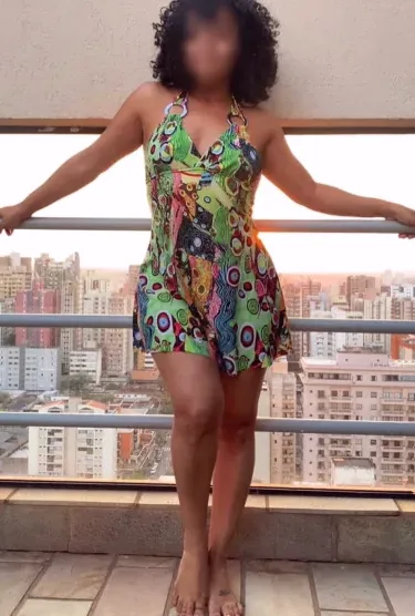 Sina, 40
